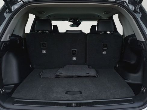 New 2025 Jeep Grand Cherokee Limited image 7