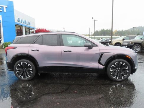 Used 2024 Chevrolet Blazer EV RS image 8