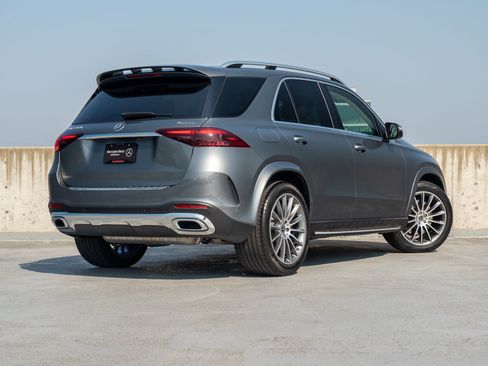 Used 2024 Mercedes-Benz GLE 350 4MATIC image 4