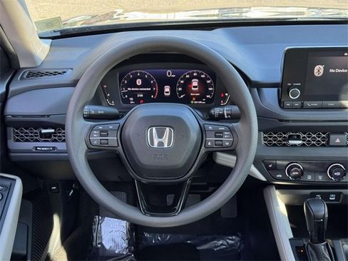 Certified 2023 Honda Accord EX image 13