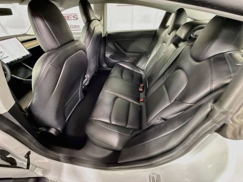 Used 2020 Tesla Model 3 Standard Range RWD image 26