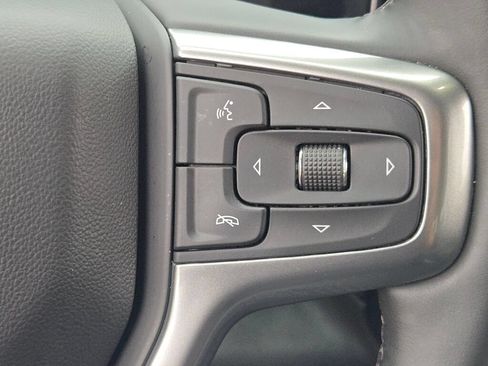 Used 2024 Chevrolet Silverado 1500 LT AWD/4WD image 29