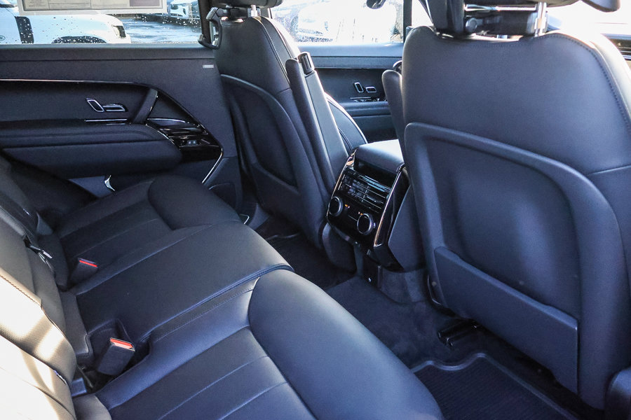 New 2026 Land Rover Range Rover Sport Dynamic SE AWD/4WD image 19