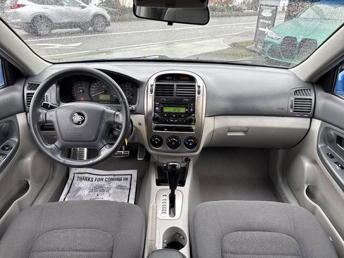 Used 2006 Kia Spectra EX image 21