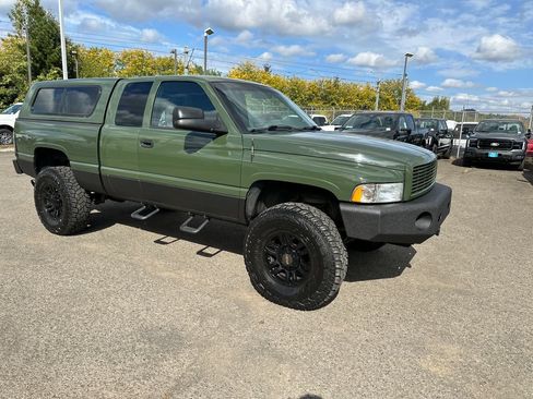 Used 2002 Dodge Ram 2500 Truck 4x4 Quad Cab image 9