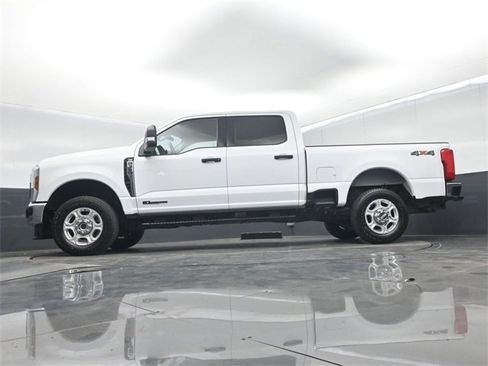 Used 2025 Ford F350 XLT image 49
