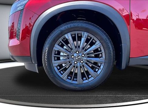 New 2026 Nissan Pathfinder SL FWD image 12