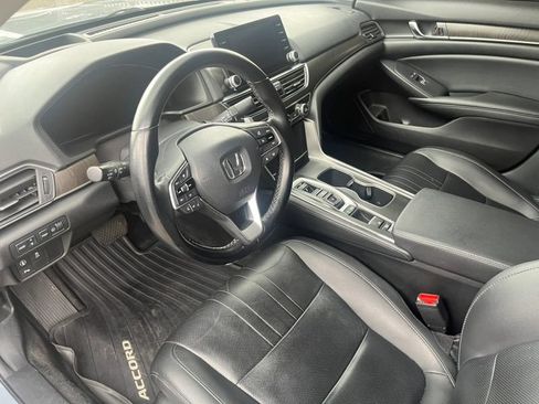 Used 2021 Honda Accord Touring image 10