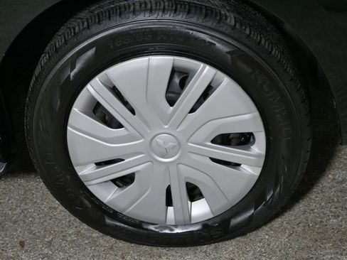 Used 2020 Mitsubishi Mirage ES image 15