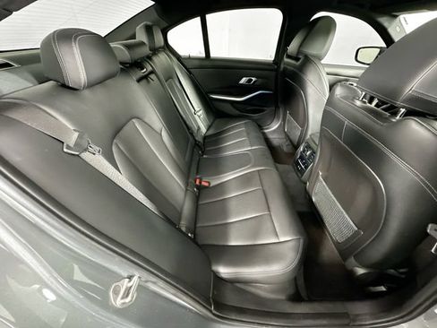Used 2023 BMW 330i xDrive Sedan AWD/4WD image 28