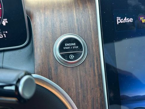 Certified 2025 Mercedes-Benz GLC 300 4MATIC image 30