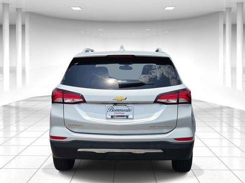 Certified 2022 Chevrolet Equinox Premier AWD/4WD image 4