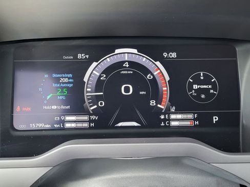Used 2023 Toyota Tundra Platinum AWD/4WD image 14