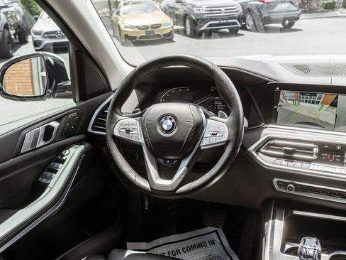 Used 2022 BMW X7 xDrive40i w/ Executive Package AWD/4WD image 13