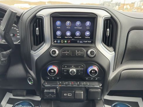 Used 2020 GMC Sierra 1500 SLT w/ SLT Convenience Package image 10