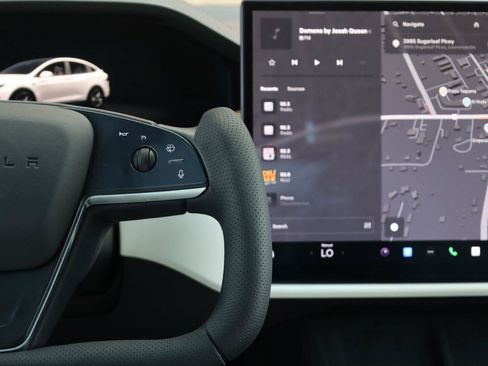 Used 2023 Tesla Model X AWD/4WD image 27