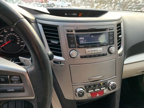 Used 2013 Subaru Legacy 2.5i Premium image 27