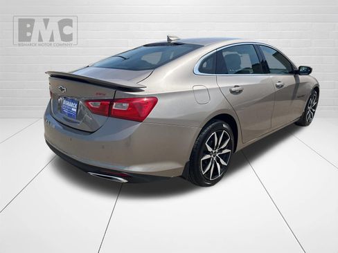 Used 2024 Chevrolet Malibu RS w/ LPO, Floor Liner Package FWD image 3