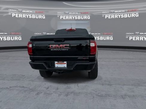 Used 2025 GMC Canyon AT4 w/ AT4X Package AWD/4WD image 7