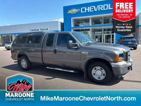 Used 2005 Ford F250 XL RWD image 1
