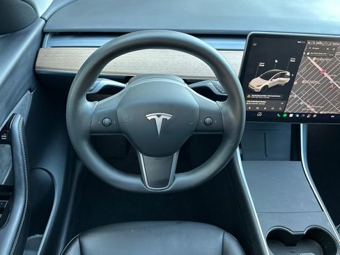 Used 2020 Tesla Model Y Long Range AWD/4WD image 13