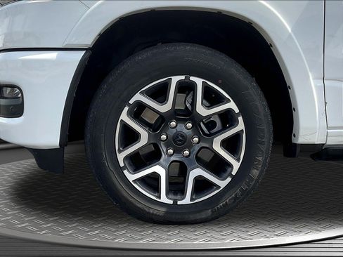 Used 2025 RAM 1500 Laramie w/ Laramie Southwest Edition AWD/4WD image 29