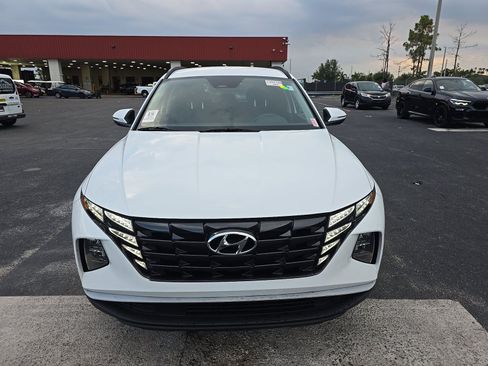 Used 2023 Hyundai Tucson SEL FWD image 2