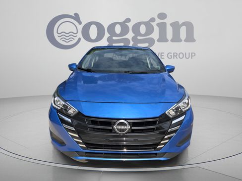 Used 2024 Nissan Versa SV FWD image 8