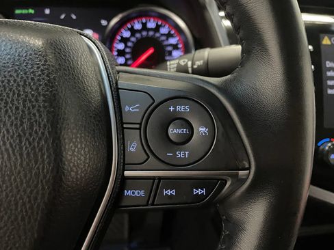 Used 2018 Toyota Camry XSE w/ Audio Package FWD image 21
