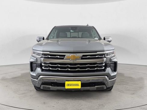 Used 2023 Chevrolet Silverado 1500 LTZ w/ LTZ Convenience Package II AWD/4WD image 2