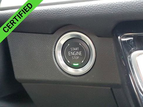 Used 2025 Chevrolet Traverse LT w/ Driver Confidence Package image 18