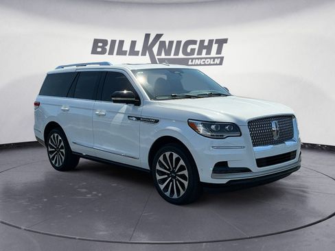 Certified 2023 Lincoln Navigator Reserve AWD/4WD image 7