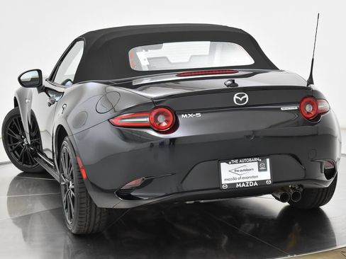 New 2026 MAZDA MX-5 Miata Club w/ Weather Package RWD image 7