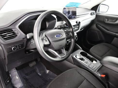 Used 2025 Ford Escape Active AWD/4WD image 34