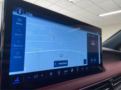 Used 2025 Lincoln Corsair Reserve w/ Jet Appearance Package AWD/4WD image 33