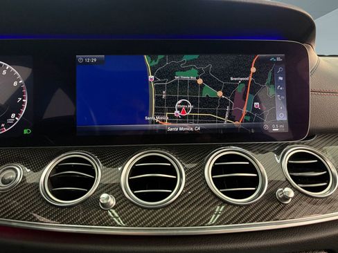 Used 2018 Mercedes-Benz E 43 AMG 4MATIC Sedan image 29