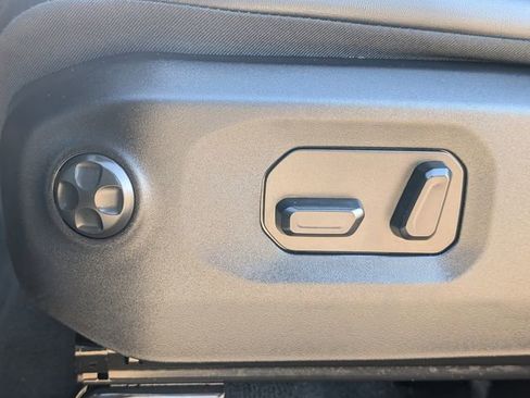 Used 2024 Jeep Wrangler High Altitude image 23