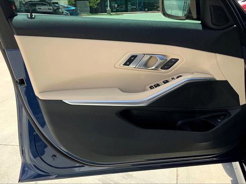 Used 2021 BMW 330i Sedan w/ Premium Package image 49