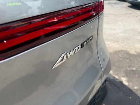 Used 2025 Genesis GV70 3.5T Sport AWD/4WD image 22