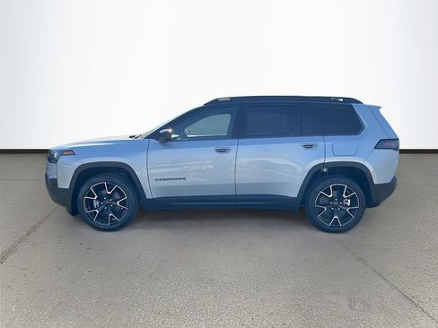 New 2026 Jeep Cherokee Overland image 4