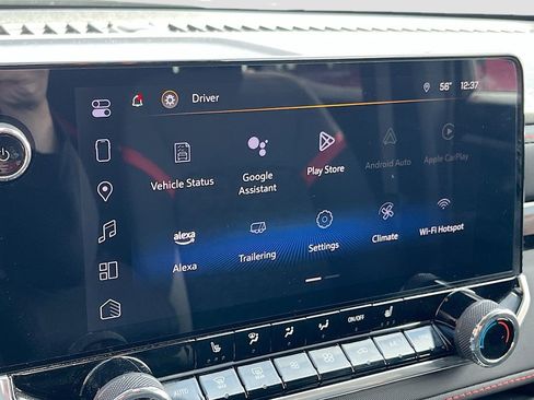 Used 2024 Chevrolet Colorado Z71 w/ Z71 Convenience Package 2 image 15