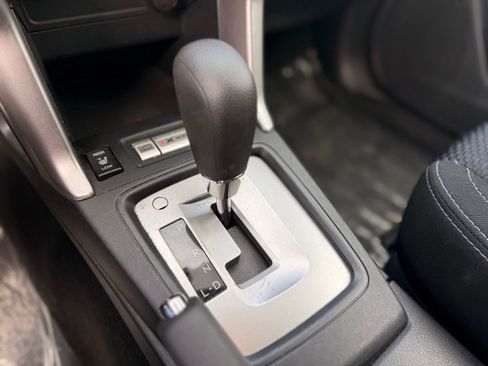 Used 2017 Subaru Forester 2.5i Premium w/ All-Weather Package image 25