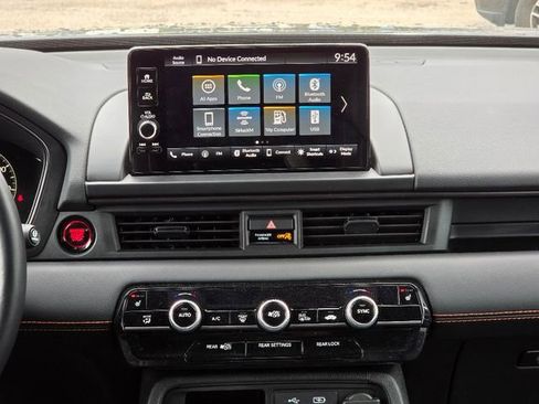 Certified 2025 Honda Pilot TrailSport image 27