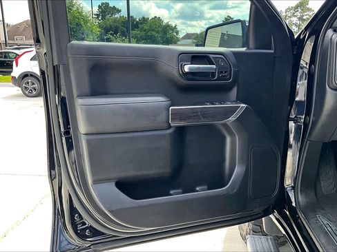 Used 2020 Chevrolet Silverado 1500 LTZ w/ LTZ Texas Edition AWD/4WD image 21