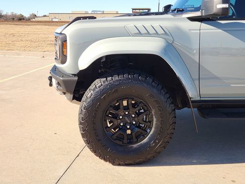 Used 2024 Ford Bronco Raptor image 9