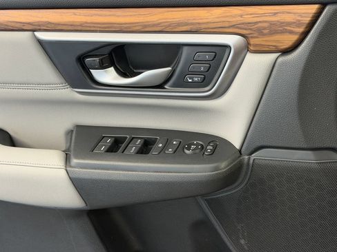 Used 2020 Honda CR-V Touring image 24