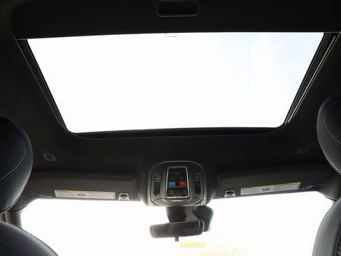New 2025 Jeep Grand Cherokee L Laredo w/ Luxury Tech Group I AWD/4WD image 19