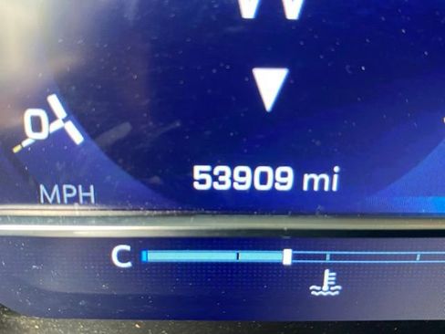 Used 2023 Chevrolet Silverado 1500 LTZ image 28