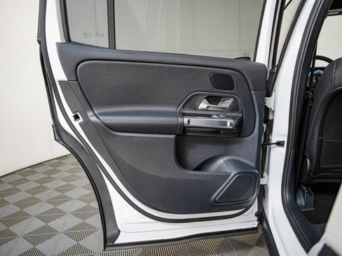 New 2026 Mercedes-Benz GLB 250 250 image 23