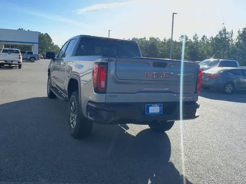 Used 2025 GMC Sierra 1500 AT4X image 7